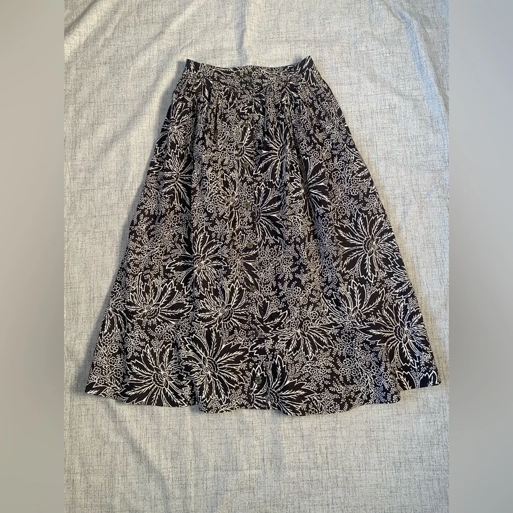Size 14 Cachareal French Midi Black & White Floral Print - Picture 3 of 9